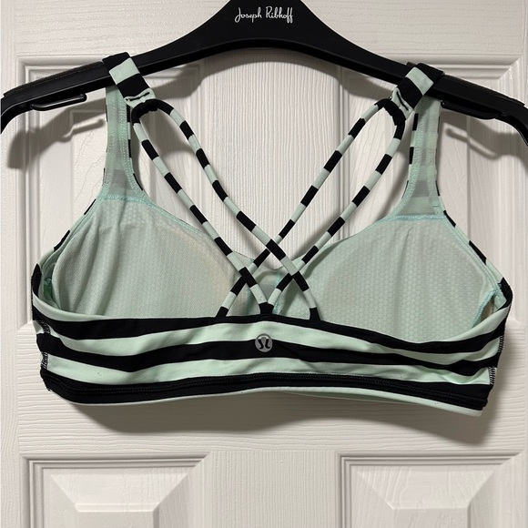 Lululemon Sports Bra - Picture 2 of 3
